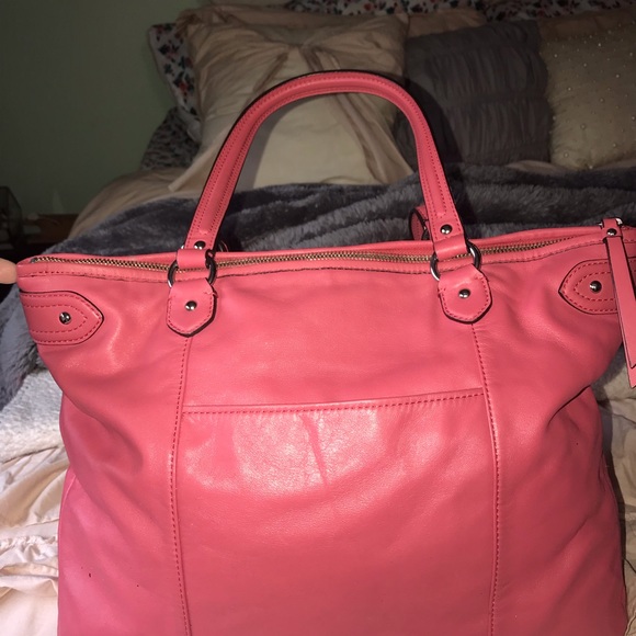 Coach Salmon Handbag - Picture 2 of 6